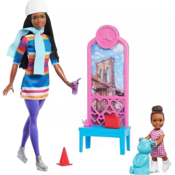 Barbie life In The City  "Brooklyn" Roberts Ice Skating Playset - Picture 2 of 7